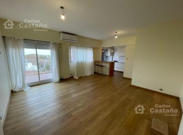 Departamento · 58m² · 3 Ambientes · 1 Cochera · A 1/c de Estación Florida m. Exc. 3 Amb. con Balcón/terraza con Cochera
