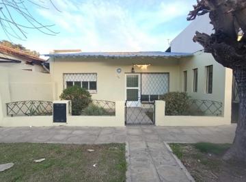 Casa · 100m² · 3 Ambientes · 3 Cocheras · Alquiler Casa Ituzaingo