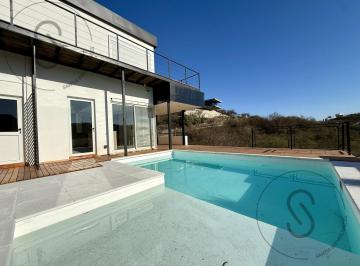 Casa · 200m² · 3 Dormitorios · 2 Cocheras · Venta Casa a Estrenar 3 Dorm - La Cuesta