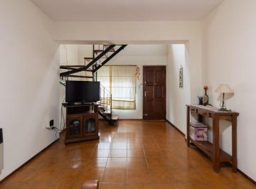 PH de 4 ambientes, Tres de Febrero · PH 4 Ambientes Venta Santos Lugares
