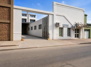 Bodega-Galpón · 850m² · Remax Vende/ Comercial/ Galpón y Oficinas/ Rafaela