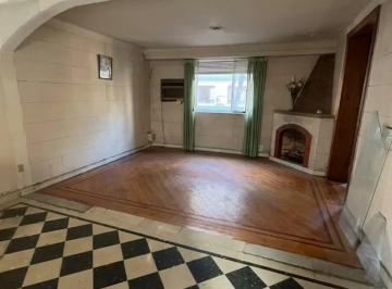 PH · 114m² · 4 Ambientes · Departamento PH en Venta en Almagro, Capital Federal, Buenos Aires