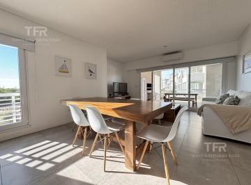 Departamento · 82m² · 3 Ambientes · 2 Cocheras · Departamento en Alquiler - Al Golf 19 Albatros - Primer Piso - Super Luminoso