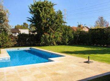 Casa · 220m² · 4 Ambientes · Casa en Alquiler Temporario en Club de Campo Pueyrredon, Pilar