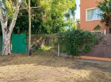 Terreno · 344m² · 517 Entre 10 y 11 Lote en Venta en Ringuelet