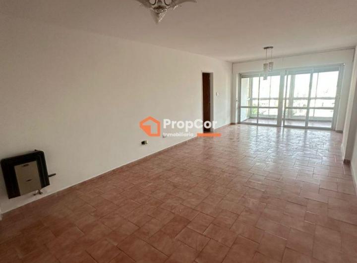 Departamento · 100m² · 5 Ambientes · 1 Cochera