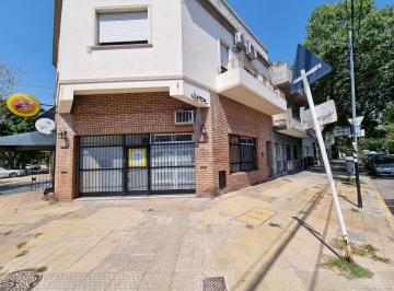Local comercial · 33m² · 1 Ambiente · Local Comercial en Esquina de 33 m. Sobre La Pampa. Villa Urquiza