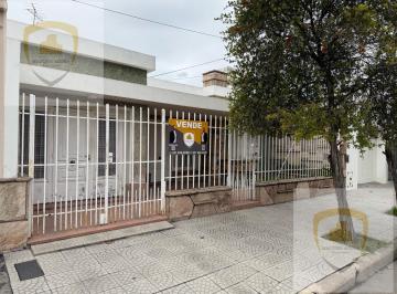 Casa · 164m² · 5 Ambientes · 1 Cochera · Casa - Altos de General Paz
