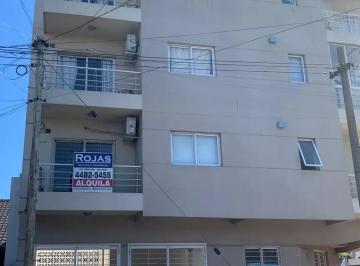 Departamento de 2 ambientes, La Matanza · Depto 2 Ambientes en Alquiler San Justo Centro con Balcón