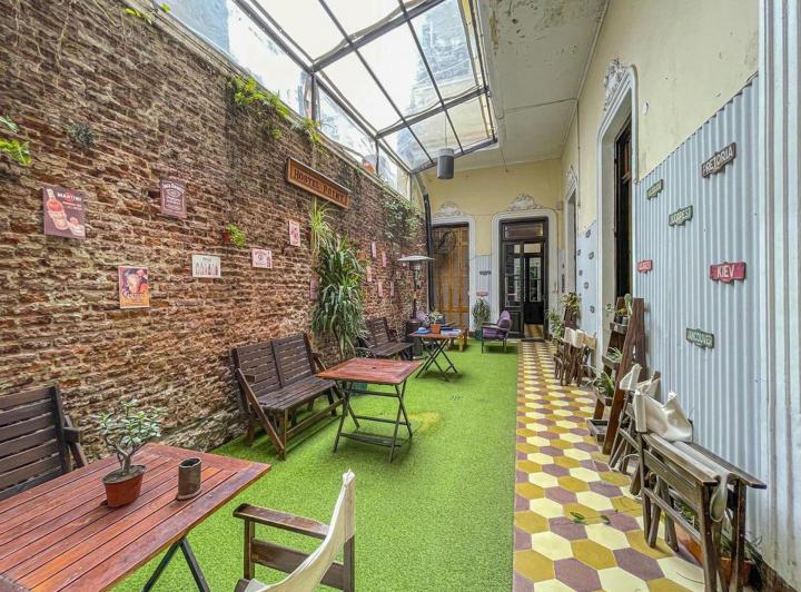Casa · 560m² · 24 Ambientes