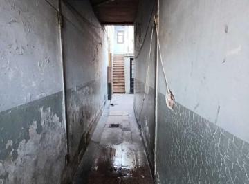 PH · 44m² · 3 Ambientes · Venta PH 3 Amb con Patio. Balcarce N° 2511 V. Alsina, Lanús.