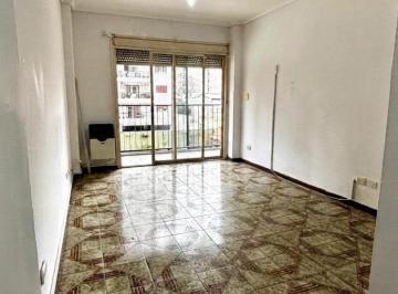Departamento · 52m² · 3 Ambientes · Alquiler Departamento 3 Ambientes con Balcon