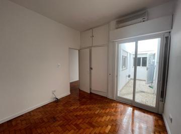 PH · 50m² · 2 Ambientes · Alquiler de 2 Ambientes con Patio