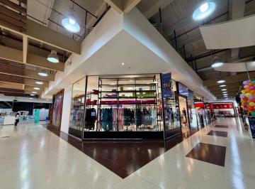 Fondo de comercio · 69m² · Venta Fondo de Comercio Lencereia - Paseo Libertad