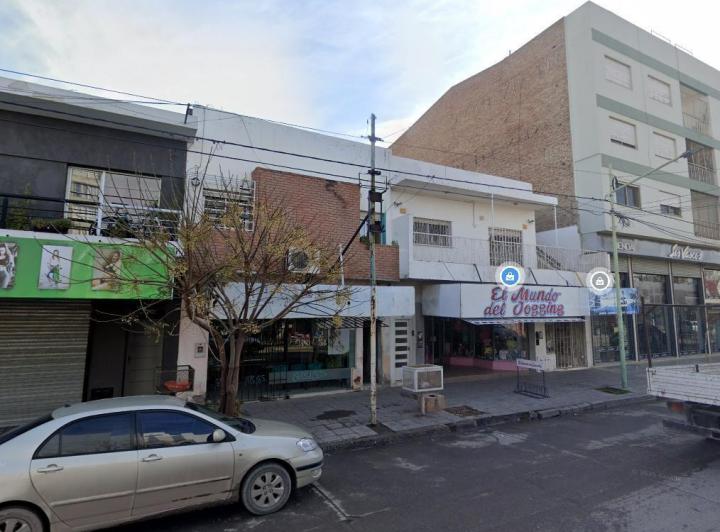 Casa · 406m²