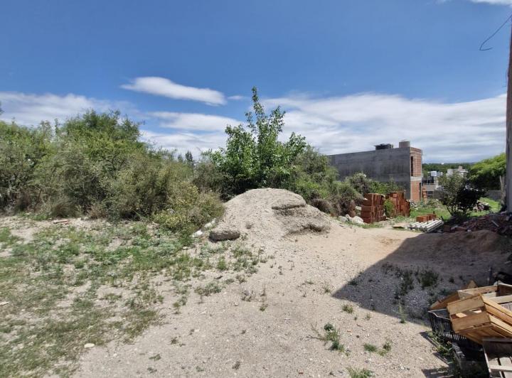 Terreno · 300m²