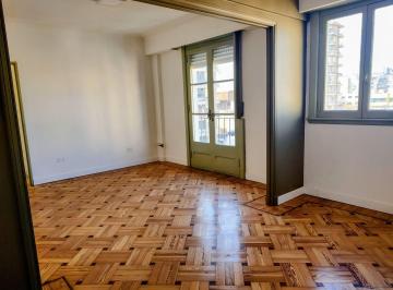 Departamento · 47m² · 2 Ambientes · Venta 2 Ambientes Flores Norte. Reciclado a Nuevo