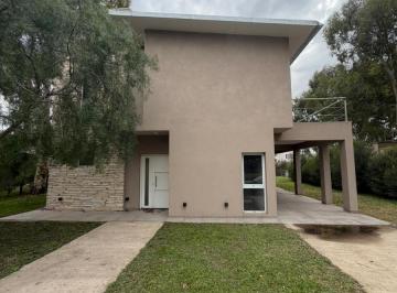 Casa · 180m² · 5 Ambientes · 5 Cocheras · Casa en Venta en Horizontes Al Sur