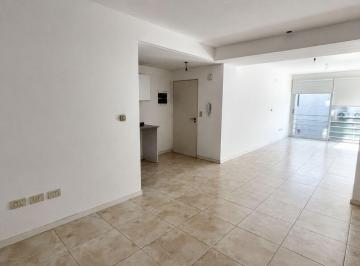 MIN-MIN-305_2 · Departamento en Venta en Castelar Centro