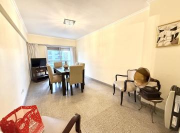 Departamento · 61m² · 3 Ambientes · 1 Cochera · Venta Departamento 3 Ambientes con Cochera en El Centro de Banfield Este