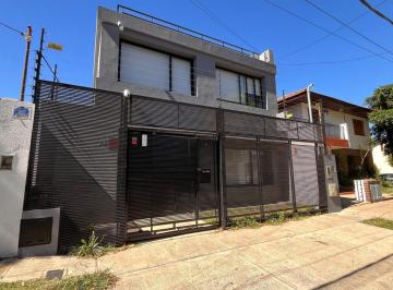 Oficina comercial · 200m² · 1 Cochera · Oficina Uso Profesional (Hipodromo a Panamericana)