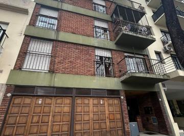 Departamento · 55m² · 3 Ambientes · 3 Ambientes Lavadero Indepte. 1º Piso por Escalera 61 m².