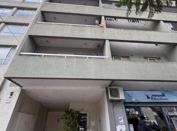 Departamento de 1 ambiente, La Plata · Monoambiente en Alquiler Av 13 y 34