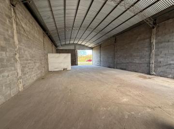 Bodega-Galpón · 307m² · 1 Ambiente · Venta - Galpón de 307 m² - Perez