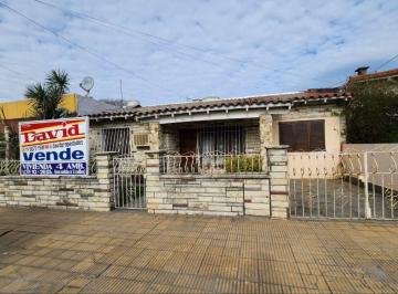 Casa de 4 ambientes, La Matanza · Amplia Casa 4 Amb. C/ Fondo Libre