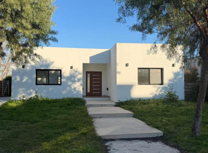 Casa · 140m² · 4 Ambientes