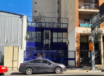 Depósito de 7 ambientes, Constitución · Av Independencia Al 900 y 9 de Julio. 350 m². 3 Plantas. 2 Cocheras. Todo Reciclado. Sin Expensas