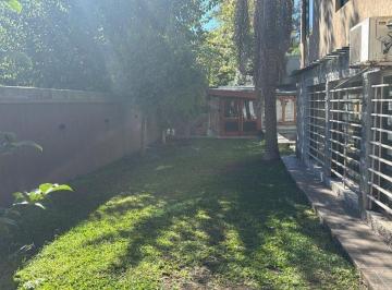 Casa · 188m² · 5 Ambientes · 1 Cochera · Venta Casa + Dpto La Bota Benavidez | Oportunidad!