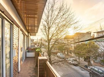 Casa · 200m² · 4 Ambientes · 3 Cocheras · Venta Casa 4 Amb con Patio en Villa Madero