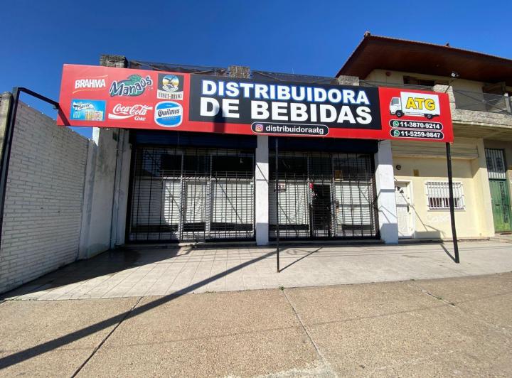 Local comercial · 56m² · 1 Ambiente · 2 Cocheras