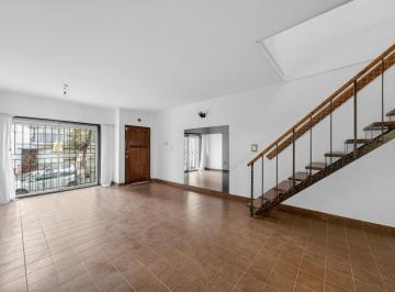 PH · 93m² · 4 Ambientes · 1 Cochera · Venta Almagro Dúplex PH Tipo Casa 4 Ambientes Jardín Parrilla Cochera Apto Credito