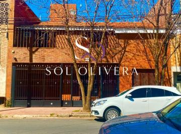 Foto · Casa de Tres Dorm. en Venta. Barrio Pueyrredon