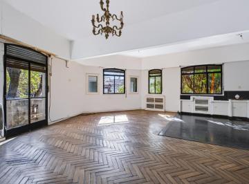 PH · 162m² · 6 Ambientes · Gran PH con Terraza en Caballito