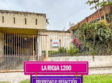 Casa · 98m² · 5 Dormitorios · 2 Cocheras · Propiedad a Refaccionar en La Rioja 1200