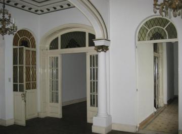 Oficina comercial · 300m² · 10 Ambientes · Oficina 300 m² con Acceso Independiente! Sin Expensas! Av Callao 200