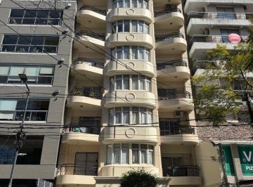 Departamento de 2 ambientes, Lanús · Alquiler Hermoso y Amplio Departamento de 2 Amb. y Medio con 2 Balcones - Lanusita