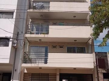 Departamento · 72m² · 2 Dormitorios · 1 Cochera · Departamento en La Plata