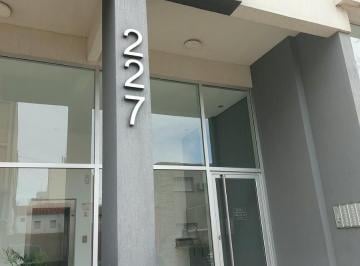 Departamento · 40m² · 2 Ambientes · Departamento Centrico - con Balcon