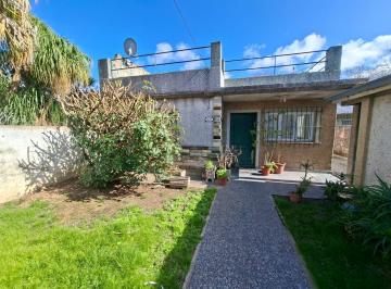 Campo · 100m² · 3 Dormitorios · 1 Cochera · Casa y Departamento en Venta. Ituzaingo Norte