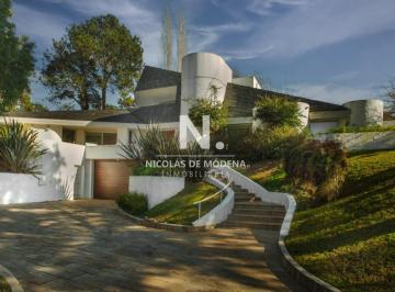 Foto1 · En Venta Casa en Lugano de 4 Dorm., con Piscina y Parrillero