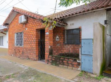 Casa · 60m² · 4 Ambientes · Venta Casa 4 Ambientes, Moron Patio Apto Credito