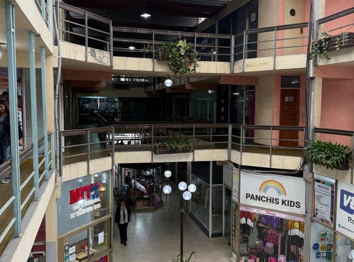 Local comercial · 16m²