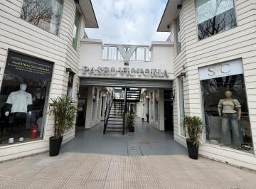 Local comercial · 70m² · 1 Ambiente · Local Comercial en Venta. Paseo Victoria, Funes