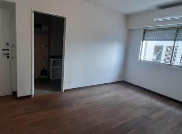 Departamento · 50m² · 3 Ambientes · Alquiler Departamento 3 Ambientes en Colegiales