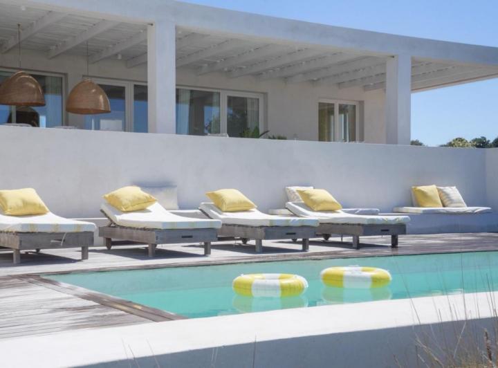 Casa · 10m² · 5 Ambientes