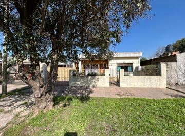 Casa · 80m² · 3 Ambientes · 1 Cochera · Casa en Venta 3 Ambientes en La Reja Moreno